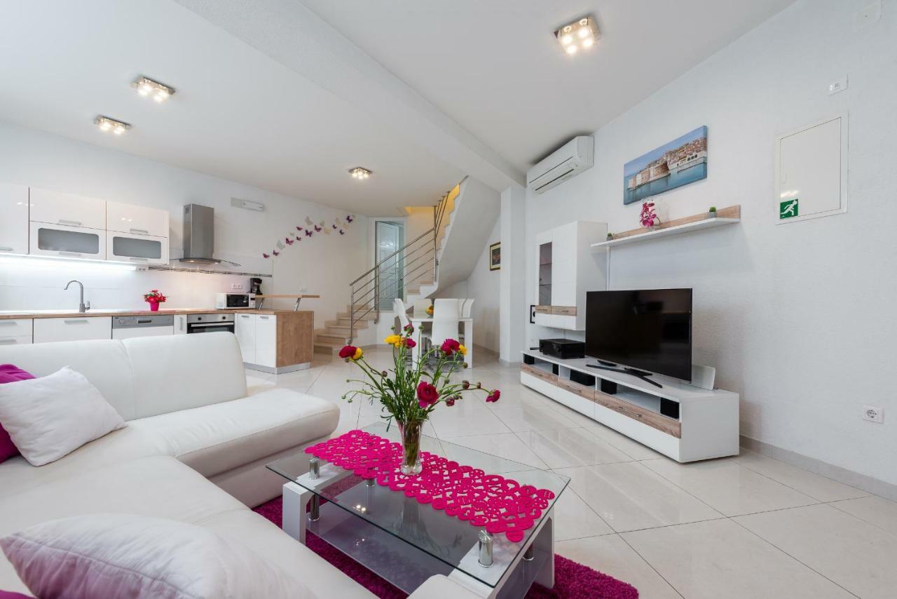 Luxury Sensation Spacious & Free Private Garage دوبروفينك المظهر الخارجي الصورة